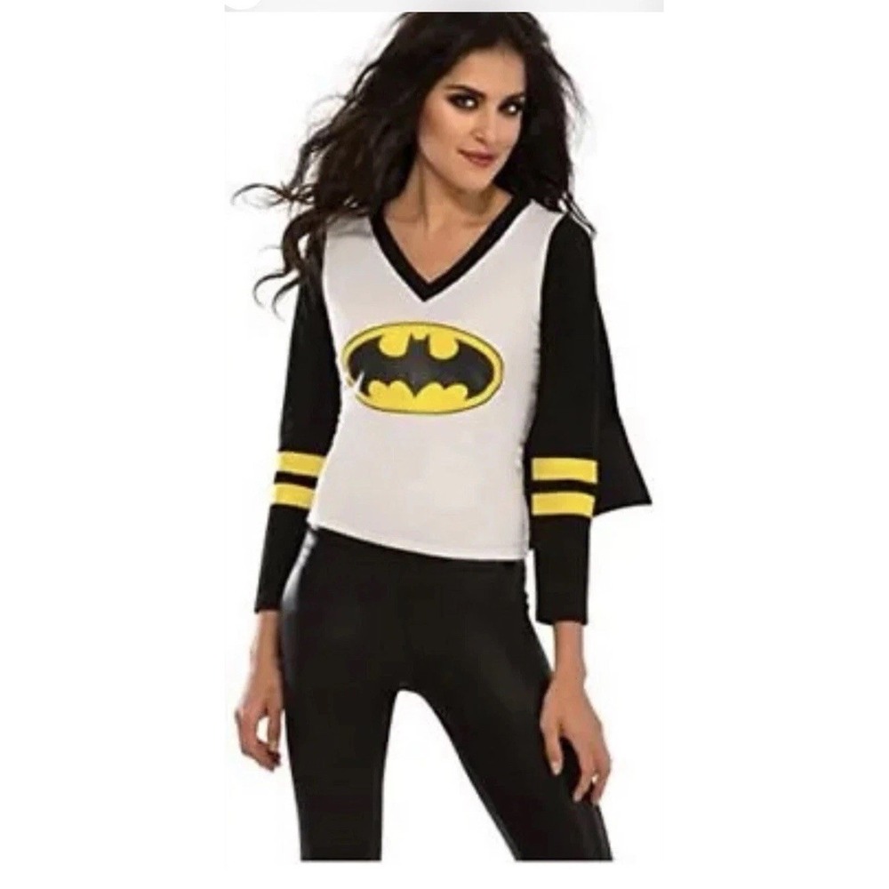DC Comics Women's Large (14-18)Adult Halloween Costume Batgirl T-shirt With Cape